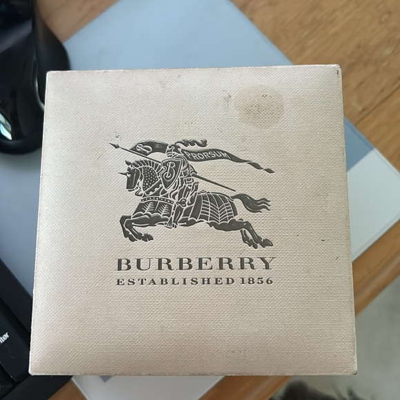 Burberry watch, dark brown original leather band - Picture 10 of 13